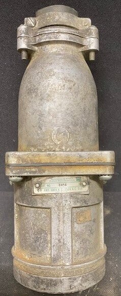 Russell & Stoll 8454 3-Pole 4-Wire Connector