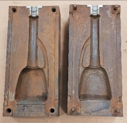 Sarcol Unknown Model 24 oz Oil Container Bottle Blow Mold