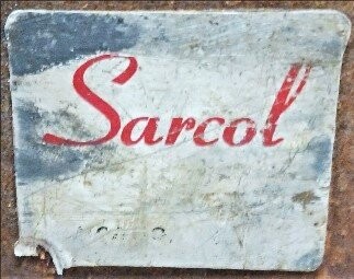 Sarcol Unknown Model 24 oz Tear Drop Bottle Blow Mold - Image 2