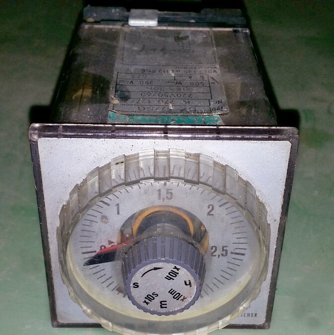 Schleicher DZ 52-SG 0-3 Mikrolais Ranged Electromechanical Time Relay