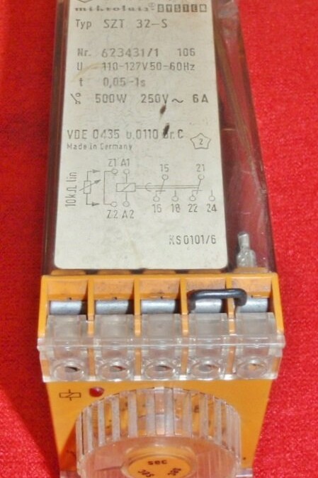 Schleicher SZT 32-S Time Delay Relay