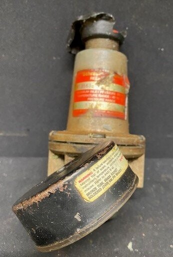 Schrader-Bellows 3563-2000 Regulator