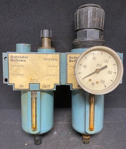 Schrader-Bellows 4579-2000 Lubricator and 4599-5500 Regulator Assembly