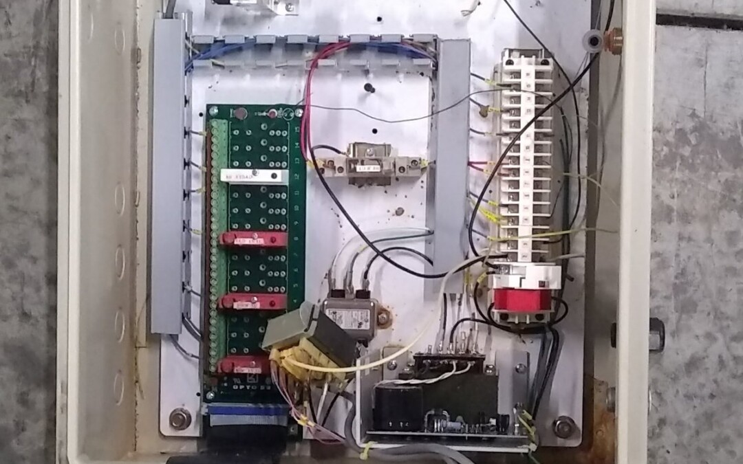 Container Inspection Systems Series II Bottle Leak Tester Controller - Image 2