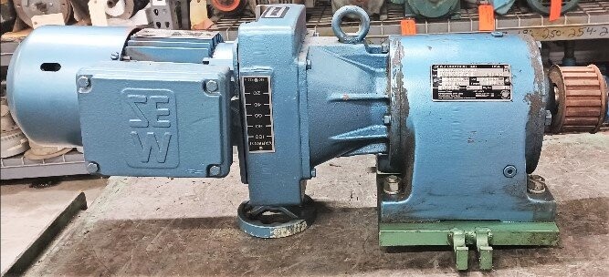 SEW-Eurodrive DF12DT71C4BNHR 1/3 HP Motor