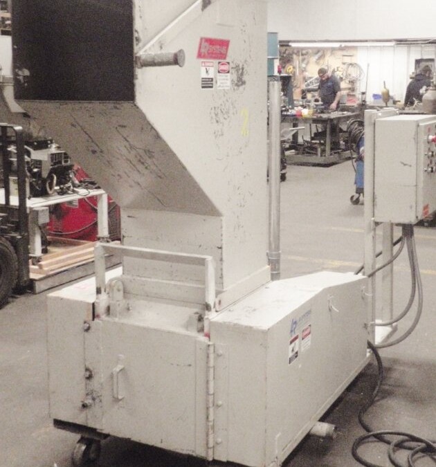 L-R Systems SG 300 Granulator