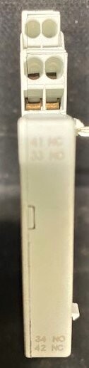 Siemens 3RV1901-2A Auxiliary Contact - Image 2