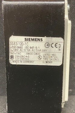 Siemens 3SE3 120-1C Limit Switch - Image 3