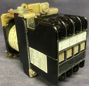 Siemens 3TA20 10-4B Contactor