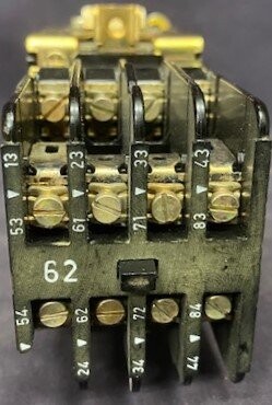 Siemens 3TA63 07-4B Contactor - Image 2
