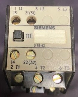 Siemens 3TB42 12-0B Contactor - Image 2