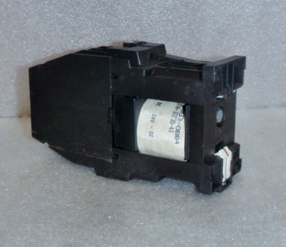 Siemens 3TF4122-0B Contactor - Image 3