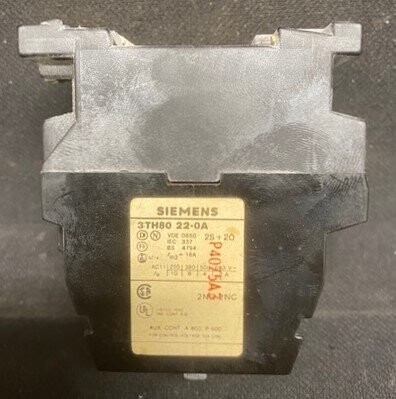 Siemens 3TH8022-0A Contactor - Image 2