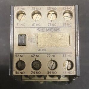 Siemens 3TH82 44-0A Contactor