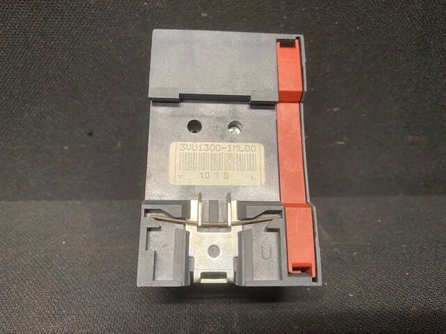 Siemens 3VU1300-1ML00 Circuit Breaker - Image 3