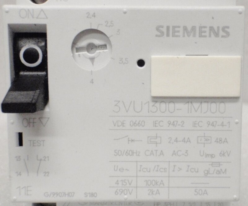 Siemens 3VU1300-1MJ00 Circuit Breaker - Image 3