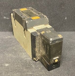 SMC NVFS4100-3FZ 2-Position Solenoid Valve