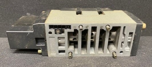 SMC NVFS4100-5FZ Solenoid Valve - Image 4