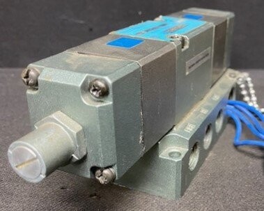 SMC NVS4214-0009D Pneumatic Valve