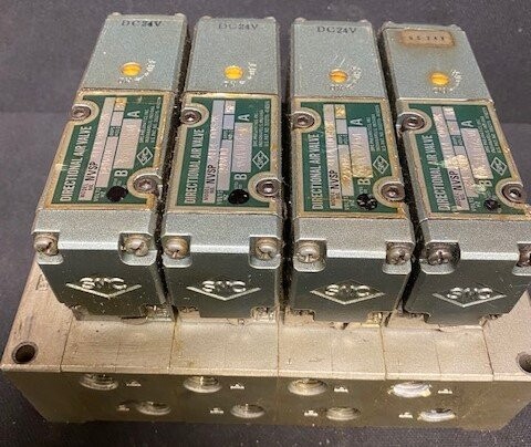 SMC NVSP4114-0052K 4 Pneumatic Valve Assembly - Image 3