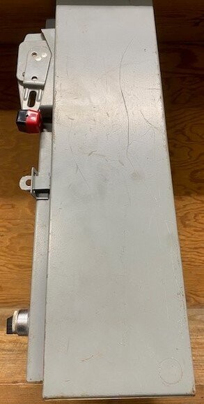 Square D 8538 SBG-13 Enclosed Fusible Combination Starter/Safety Switch - Image 2