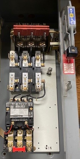 Square D 8538 SBG-13 Enclosed Fusible Combination Starter/Safety Switch - Image 4
