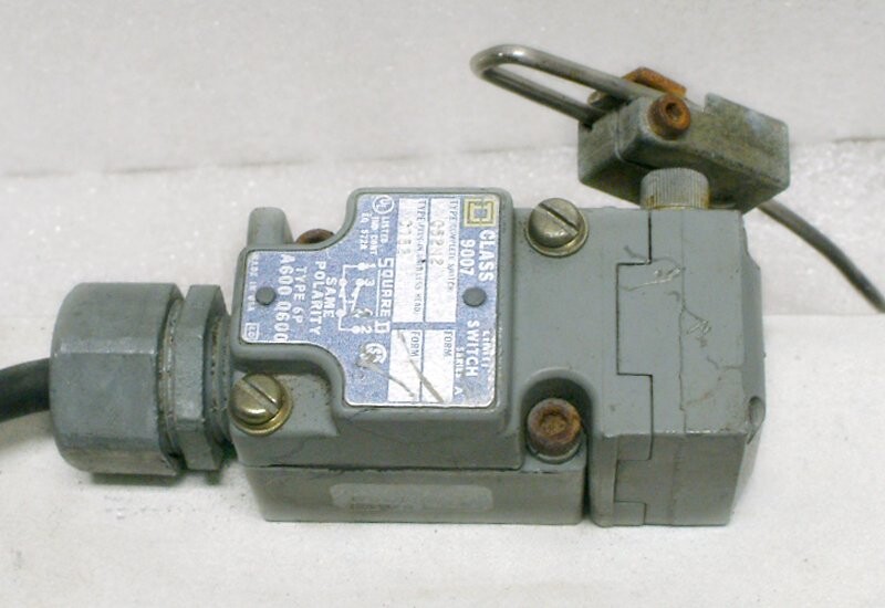 Square D C52N2 Limit Switch