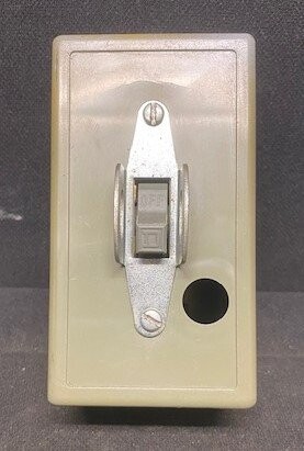 Square D 2510 Type KO-2 3-Phase Non-Reversing Manual Motor Switch