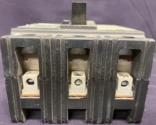 Square D FAL3600712M Mag-Gard 7-Amp Circuit Breaker - Image 3