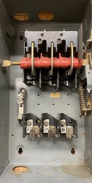 Square D H-363 Series D3 Enclosed Fusible Safety Switch - Image 4