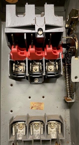 Square D H361 Series D2 Enclosed Fusible Safety Switch - Image 4