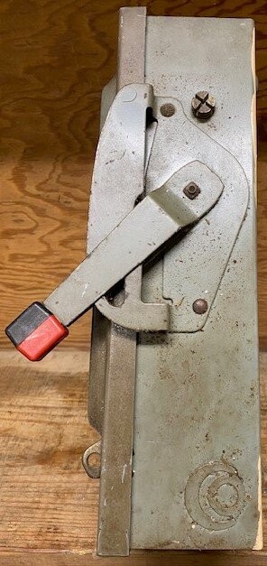 Square D H361 Series E1 Enclosed Fusible Safety Switch - Image 2