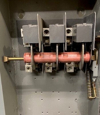 Square D HU364 Series D2 Non Fusible Enclosed Safety Switch - Image 4