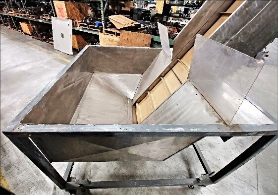 Unknown Brand Unknown Model Stainless Steel Elevator Conveyor Hopper - Image 2