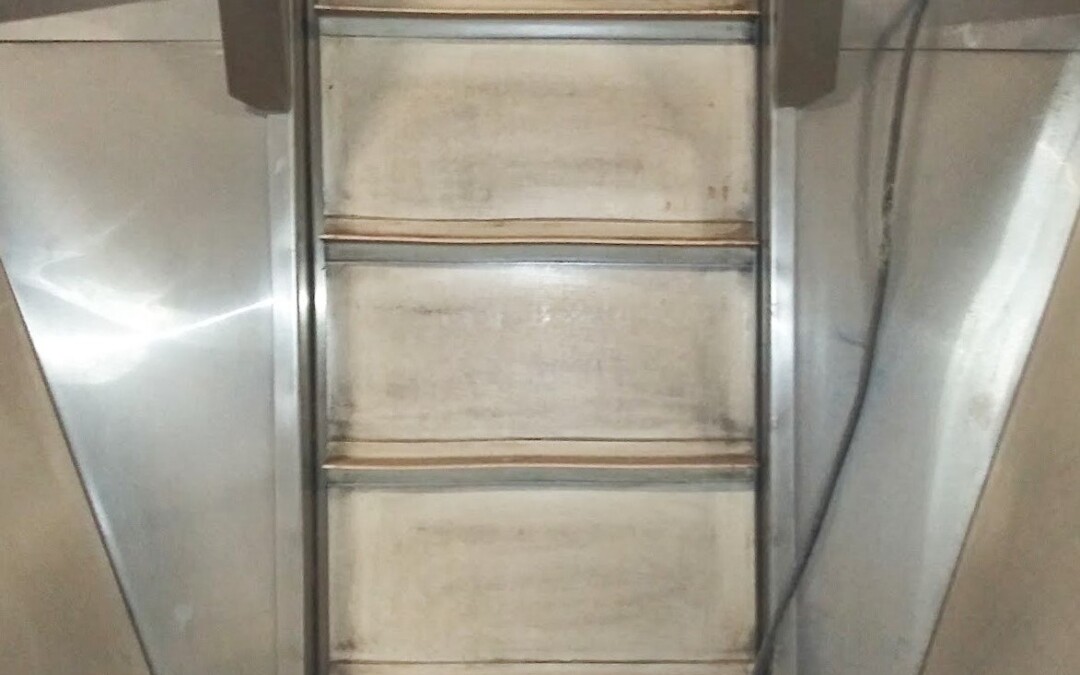 Unknown Brand Unknown Model Stainless Steel Hopper Elevator Conveyor - Image 3