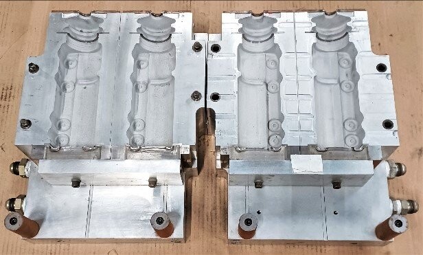 Schulze Tool Company 5626 32 oz Tanker Truck Bottle Blow Mold