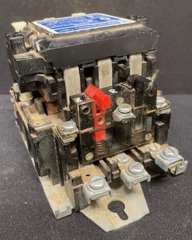 Telemecanique A203B Magnetic Motor Starter - Image 3