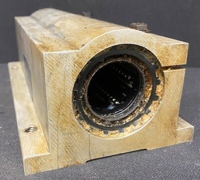 Thomson TWN-24-ADJ Super Pillow Block Bearing