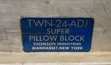Thomson TWN-24-ADJ Super Pillow Block Bearing - Image 2
