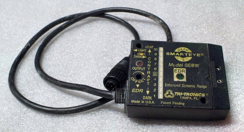 Tri-Tronics Mark II Smarteye Model SEBW Photoelectric Sensor