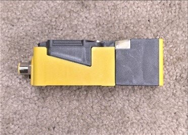 Turck NI40U-CP40-VN4X2/S10 Inductive Proximity Sensor - Image 2