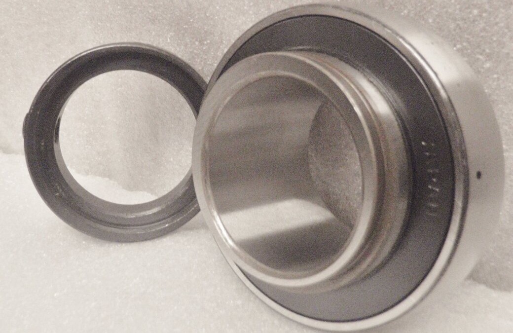 AMI UG-211 Eccentric Collar Locking Bearing Insert - Image 3