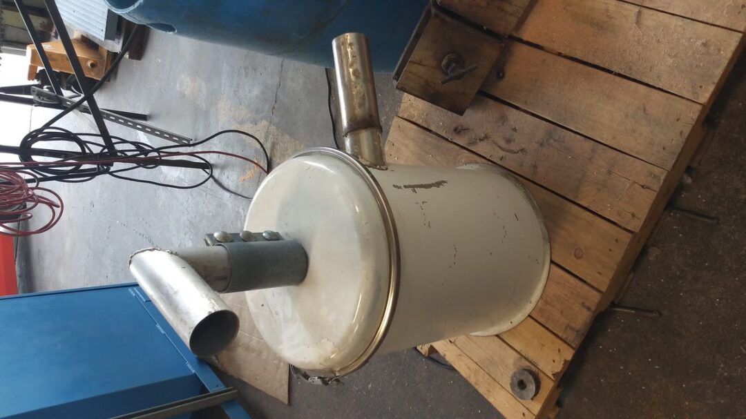 Una-Dyn 440 Cubic Foot Insulated Drying Hopper - Image 4