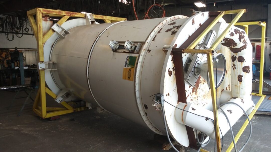 Una-Dyn 440 Cubic Foot Insulated Drying Hopper - Image 3