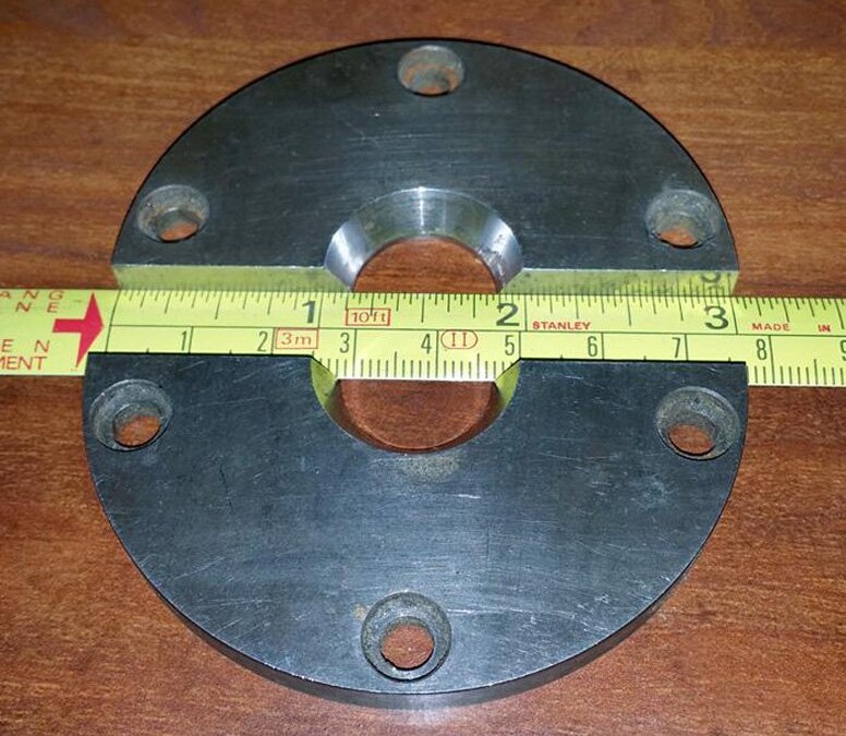 Uniloy .700in Striker Plate