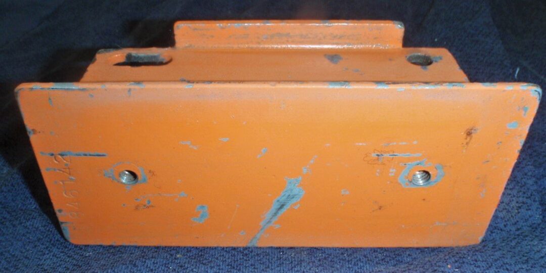 Uniloy 846142 Trimmer Bracket