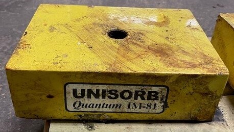 Unisorb IM-81 Mounting Pad