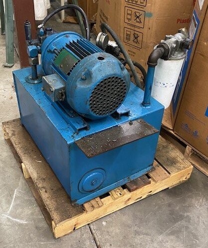 Unknown Brand Unknown Model 5 HP Hydraulic Power Pack - Pump and Tank