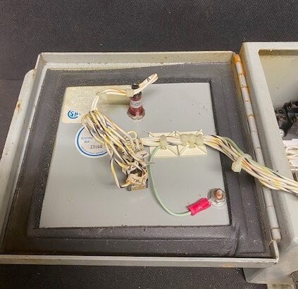 Unknown Brand Unknown Model Hopper Loader Controller - Image 3