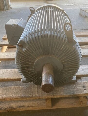 US Motors SC 460V 30 HP A.C. Squirrel Cage Machine Motor - Image 2